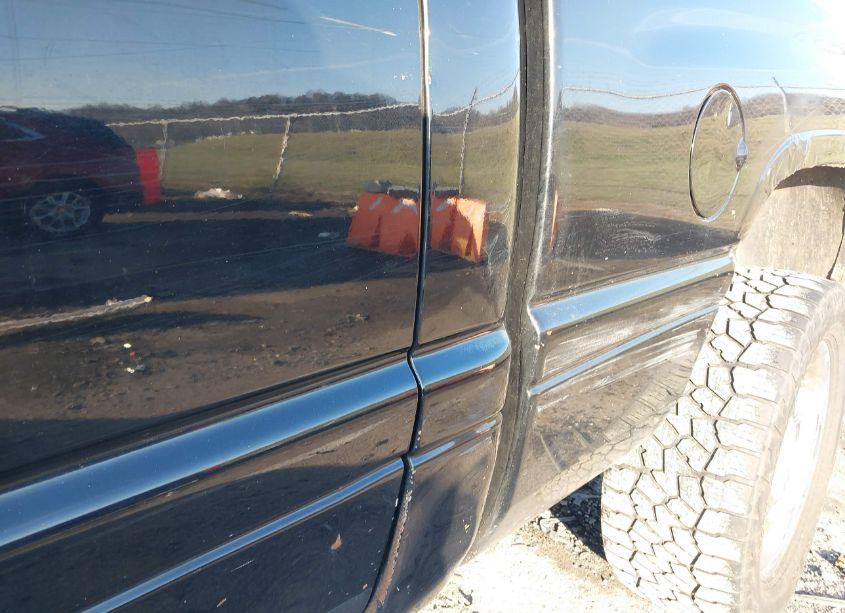 Photo 19 of 2001 Dodge Ram 1500 ST (VIN 3B7HF13Y31G704652)