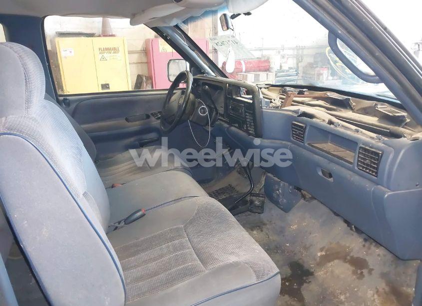 Photo 5 of 1995 Dodge Ram 1500 (VIN 3B7HF13Y6SM142040)