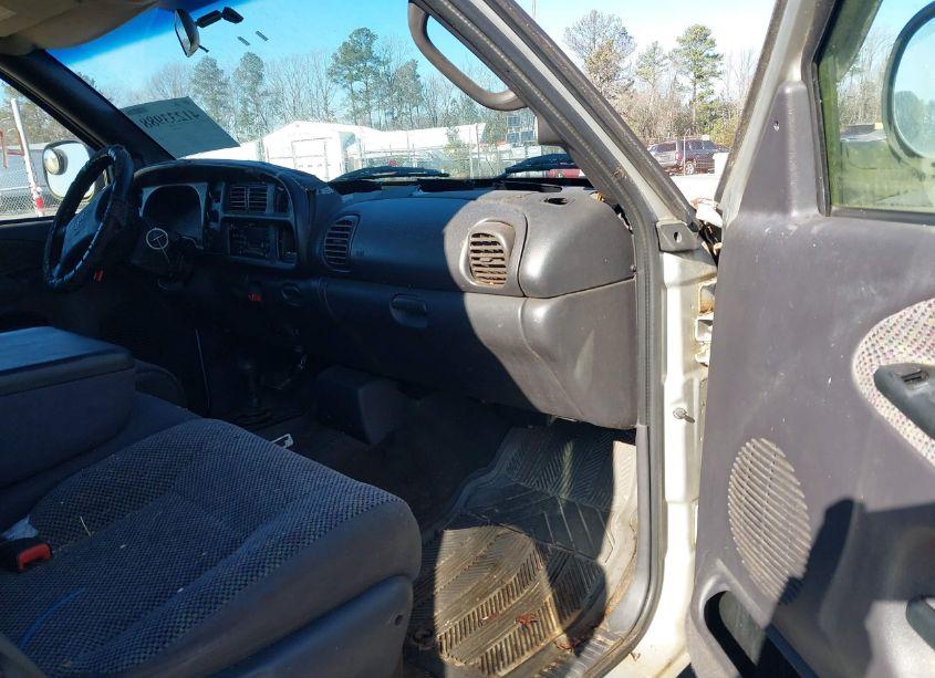 Photo 5 of 2001 Dodge Ram 1500 ST (VIN 3B7HF13Y71M515181)