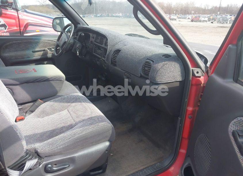 Photo 5 of 2001 Dodge Ram 1500 ST (VIN 3B7HF13Y81M582503)