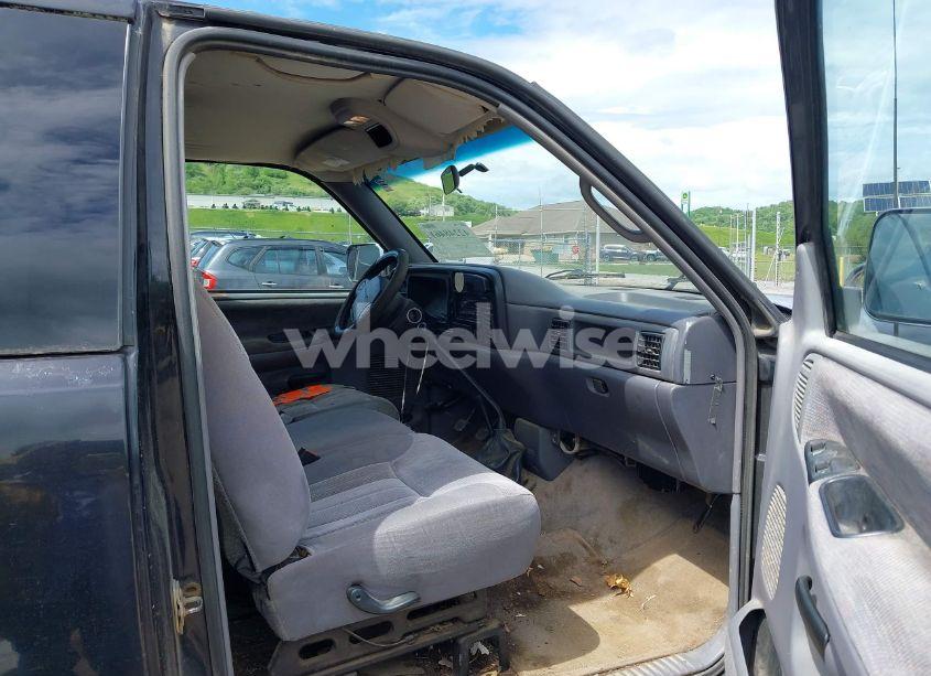 Photo 5 of 1997 Dodge Ram 1500 ST (VIN 3B7HF13Y9VG814594)