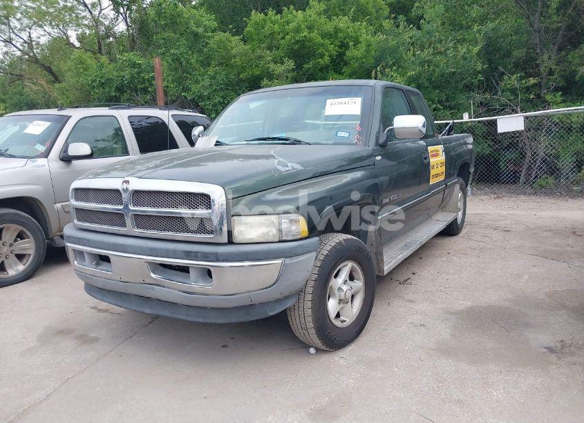 Photo 2 of 1996 Dodge Ram 1500 (VIN 3B7HF13Z0TG136405)