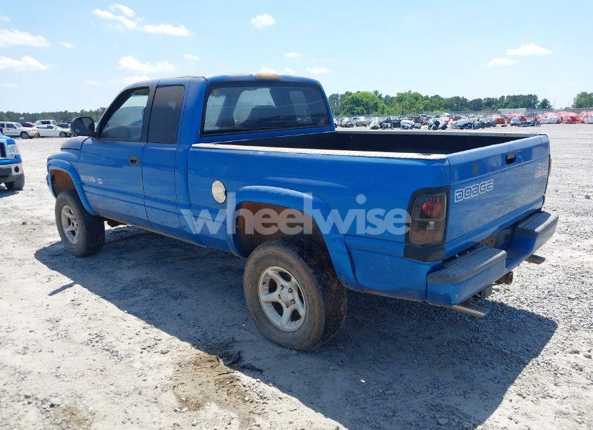 Photo 3 of 2001 Dodge Ram 1500 ST (VIN 3B7HF13Z31G178032)