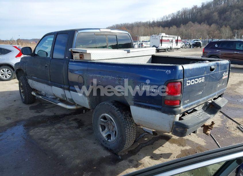 Photo 3 of 2001 Dodge Ram 1500 ST (VIN 3B7HF13Z51G727794)