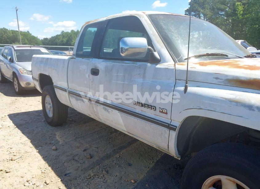 Photo 12 of 1996 Dodge Ram 1500 (VIN 3B7HF13Z5TG183008)