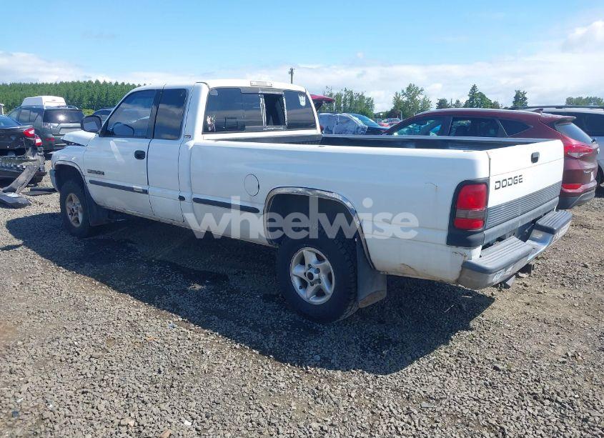 Photo 3 of 1998 Dodge Ram 1500 ST (VIN 3B7HF13Z6WG212696)