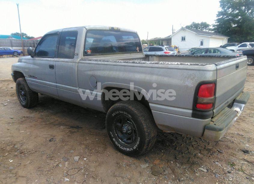 Photo 3 of 1996 Dodge Ram 1500 (VIN 3B7HF13Z7TG106897)