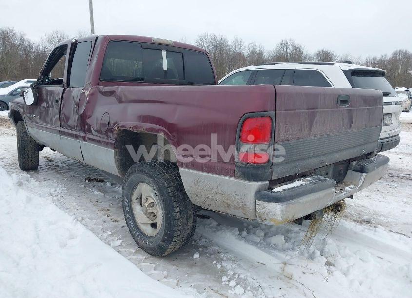 Photo 3 of 2001 Dodge Ram 1500 ST (VIN 3B7HF13Z91M265919)
