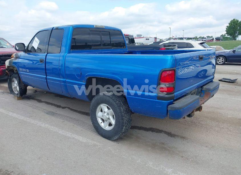 Photo 3 of 2001 Dodge Ram 1500 ST (VIN 3B7HF13ZX1M294975)