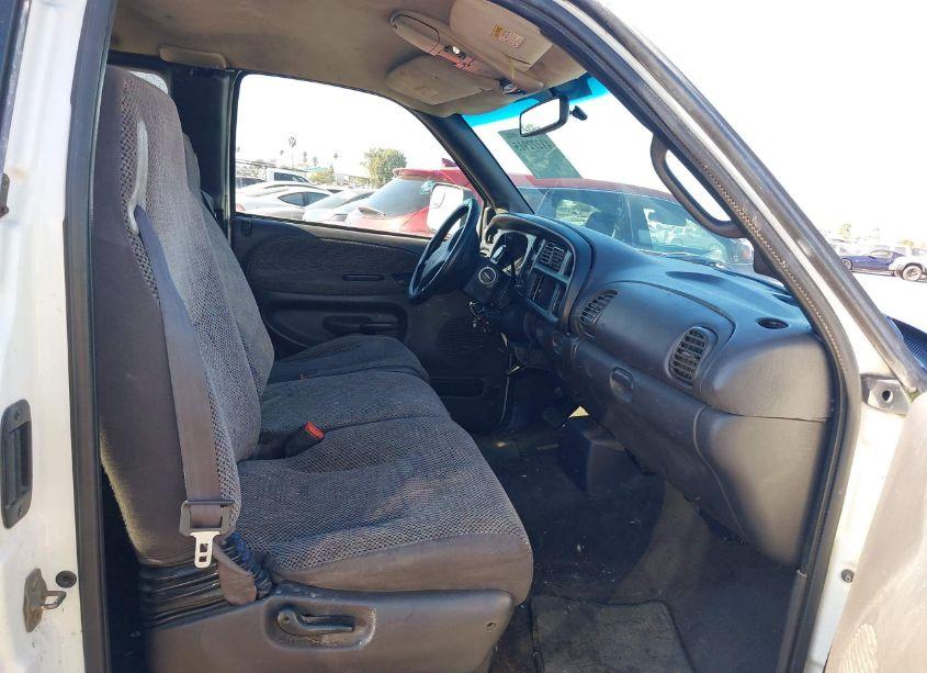 Photo 5 of 2001 Dodge Ram 2500 ST (VIN 3B7KC23661G218257)