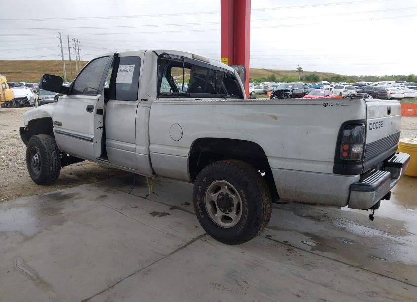 Photo 14 of 2002 Dodge Ram 2500 ST (VIN 3B7KC23662M211800)