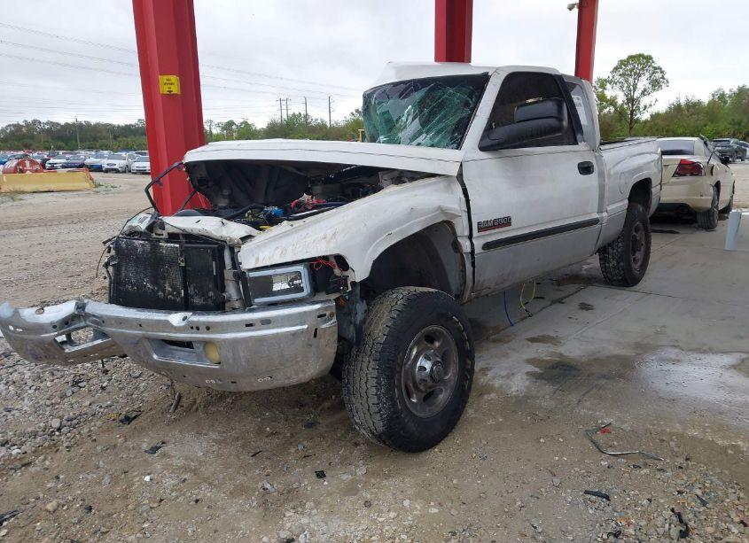 Photo 2 of 2002 Dodge Ram 2500 ST (VIN 3B7KC23662M211800)