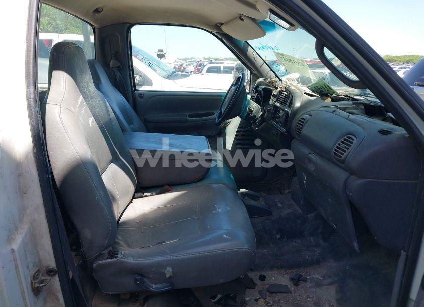 Photo 5 of 1999 Dodge Ram 2500 ST (VIN 3B7KC26Z0XM582397)