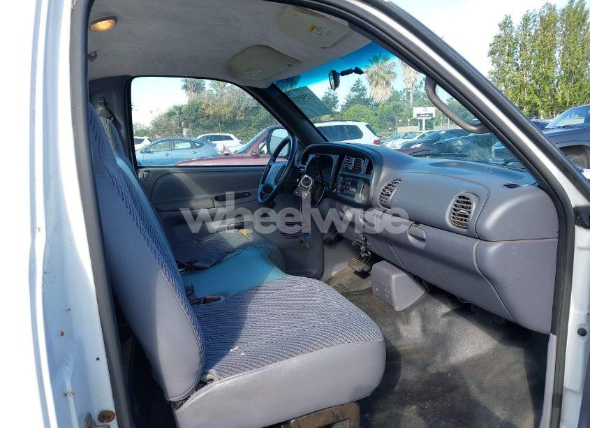 Photo 5 of 2001 Dodge Ram 2500 ST (VIN 3B7KC26Z81M255074)