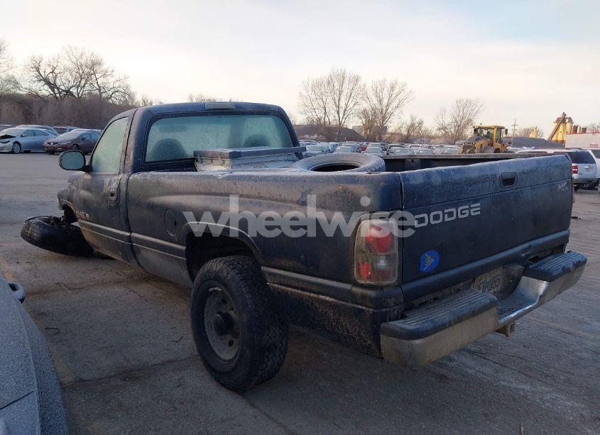 Photo 3 of 2001 Dodge Ram 2500 ST (VIN 3B7KC26Z81M259111)