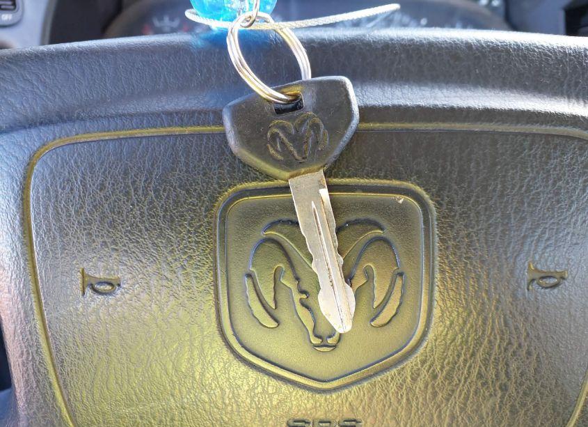 Photo 11 of 2002 Dodge Ram 2500 ST (VIN 3B7KC26Z82M287234)