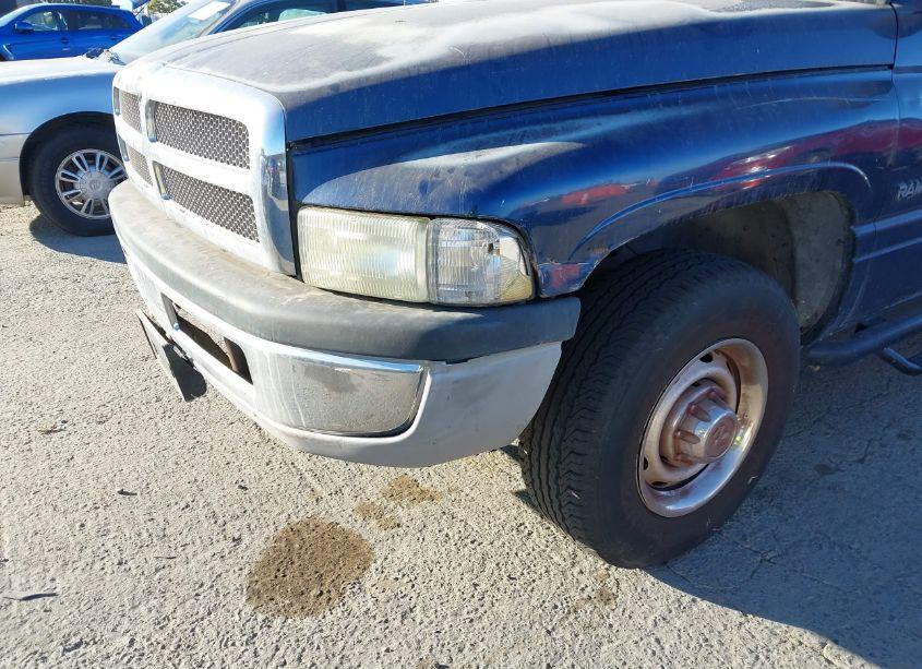 Photo 6 of 2002 Dodge Ram 2500 ST (VIN 3B7KC26Z82M287234)