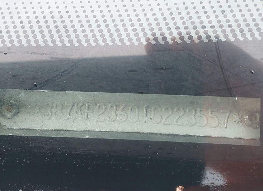 Photo 9 of 2001 Dodge Ram 2500 ST (VIN 3B7KF23601G223557)