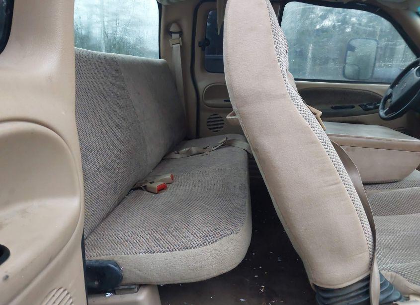 Photo 8 of 2001 Dodge Ram 2500 ST (VIN 3B7KF23611G209411)