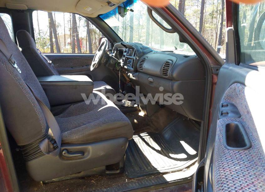 Photo 5 of 2002 Dodge Ram 2500 ST (VIN 3B7KF23612M209587)