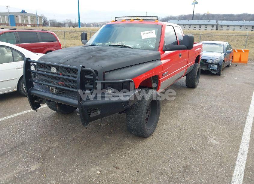 Photo 2 of 1999 Dodge Ram 2500 ST (VIN 3B7KF2365XG194355)