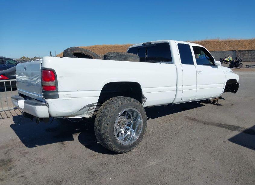 Photo 4 of 2001 Dodge Ram 2500 ST (VIN 3B7KF23661G221358)