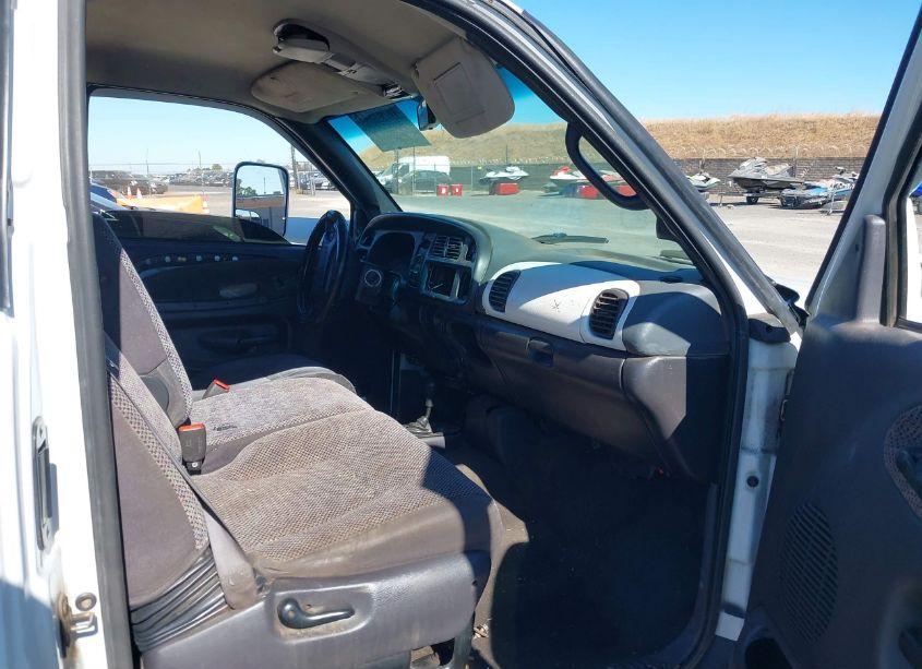 Photo 5 of 2001 Dodge Ram 2500 ST (VIN 3B7KF23661G221358)