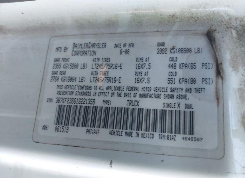 Photo 9 of 2001 Dodge Ram 2500 ST (VIN 3B7KF23661G221358)