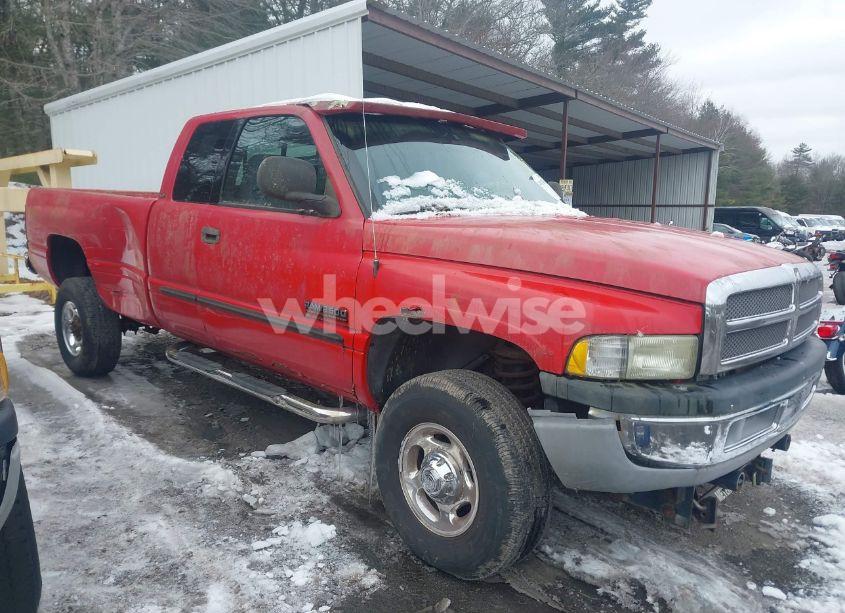 2002 Dodge Ram 2500 ST (VIN 3B7KF236X2M270128) main photo
