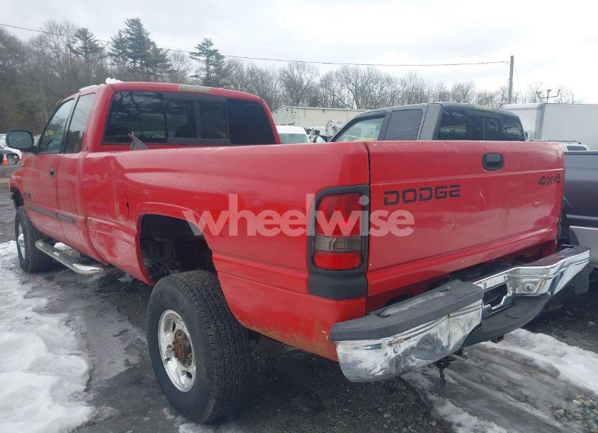 Photo 3 of 2002 Dodge Ram 2500 ST (VIN 3B7KF236X2M270128)