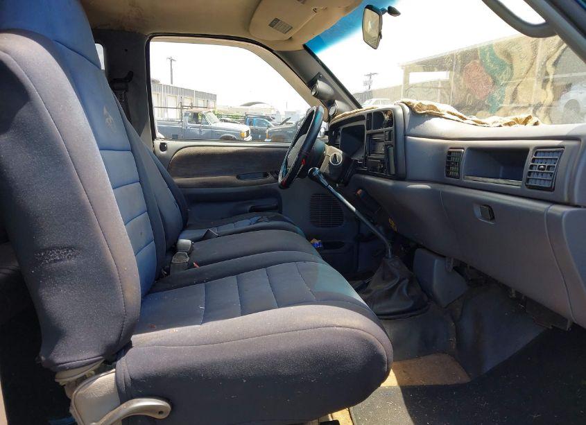 Photo 5 of 1997 Dodge Ram 2500 ST (VIN 3B7KF23D0VM526988)