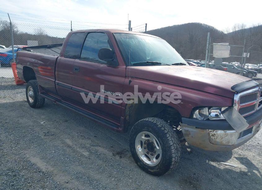 2001 Dodge Ram 2500 ST (VIN 3B7KF23Z01G215596) main photo