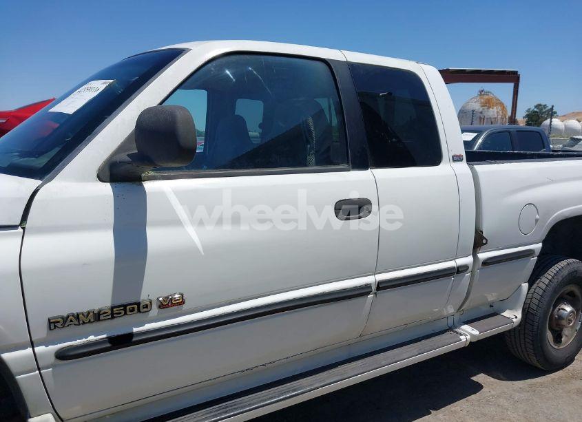 Photo 15 of 1999 Dodge Ram 2500 ST (VIN 3B7KF23Z6XG222948)