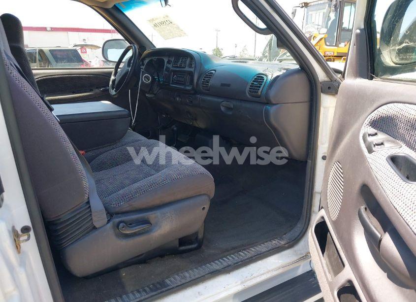 Photo 5 of 1999 Dodge Ram 2500 ST (VIN 3B7KF23Z6XG222948)