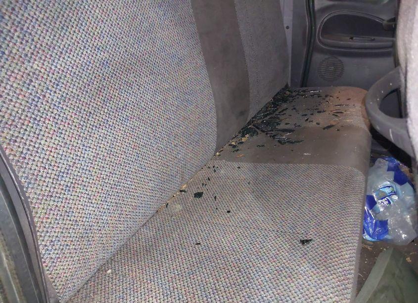 Photo 8 of 2002 Dodge Ram 2500 ST (VIN 3B7KF23Z72M280416)