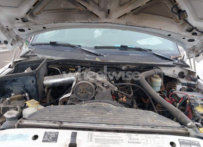 Photo 10 of 2002 Dodge Ram 2500 ST (VIN 3B7KF26Z02M251884)