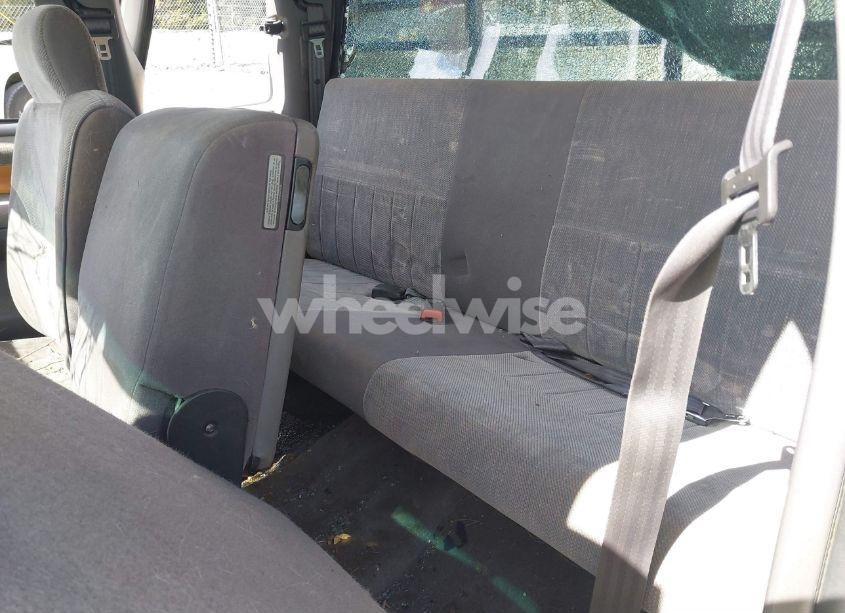 Photo 6 of 1996 Dodge Ram 3500 (VIN 3B7MC33C4TM189690)