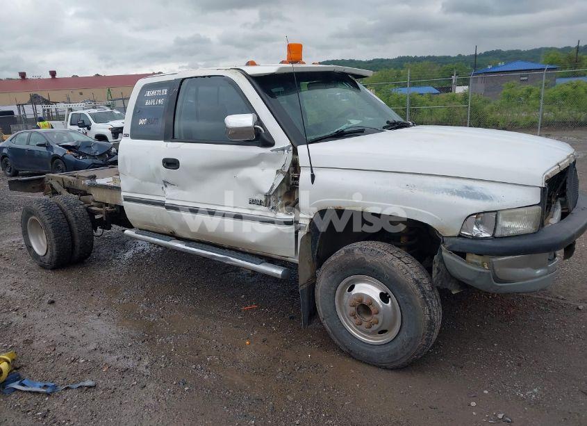 1996 Dodge Ram 3500 (VIN 3B7MF33W8TM151302) main photo