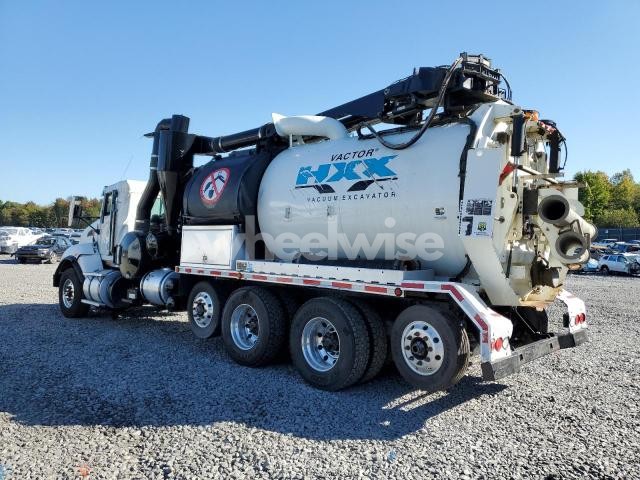 Photo 10 of 2020 KENWORTH CONSTRUCTION T400 (VIN 3BKBXJEX4LF392282)