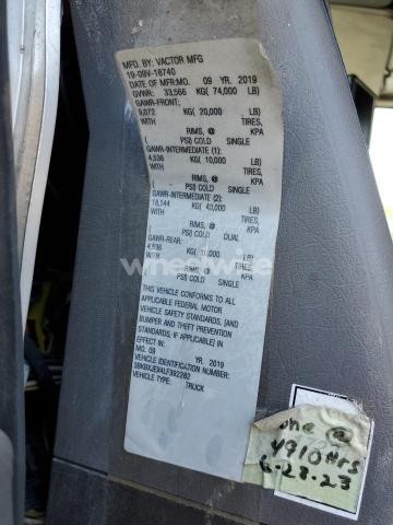 Photo 5 of 2020 KENWORTH CONSTRUCTION T400 (VIN 3BKBXJEX4LF392282)