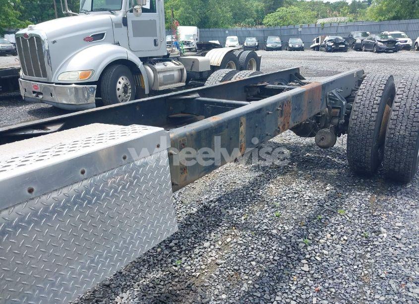 Photo 6 of 2016 Kenworth Construction T270 (VIN 3BKHHM6X8GF105281)