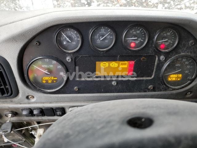 Photo 8 of 2016 PETERBILT 320 N/A (VIN 3BPZL70X8GF107121)