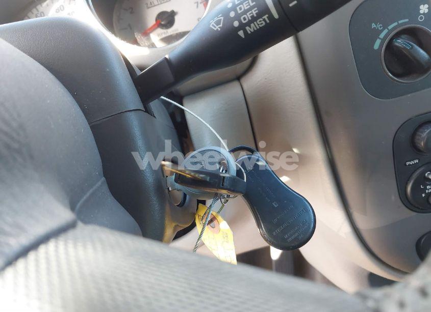 Photo 11 of 2005 Chrysler Pt CRUISER GT (VIN 3C3AY75S45T362251)