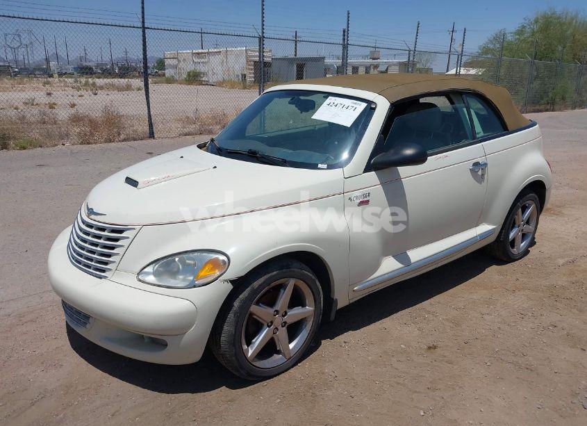 Photo 2 of 2005 Chrysler Pt CRUISER GT (VIN 3C3AY75S85T582301)