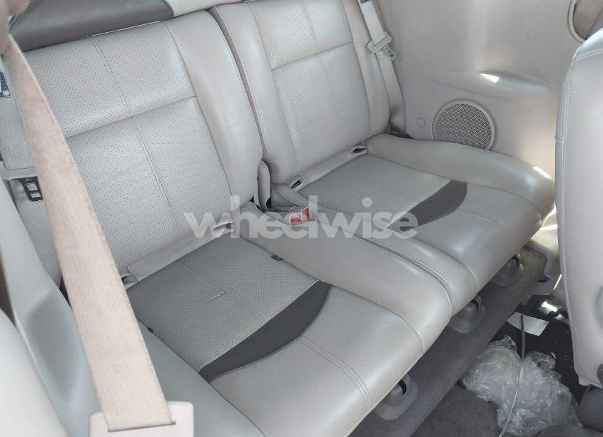 Photo 8 of 2005 Chrysler Pt CRUISER GT (VIN 3C3AY75S85T582301)