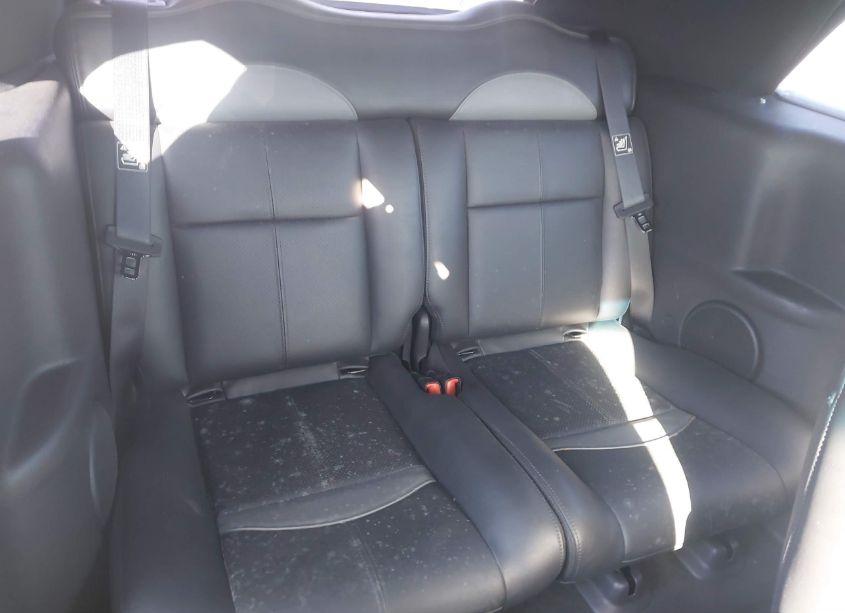 Photo 8 of 2005 Chrysler Pt CRUISER GT (VIN 3C3AY75SX5T524206)