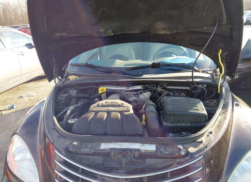 Photo 10 of 2005 Chrysler Pt CRUISER GT (VIN 3C3AY75SX5T700753)