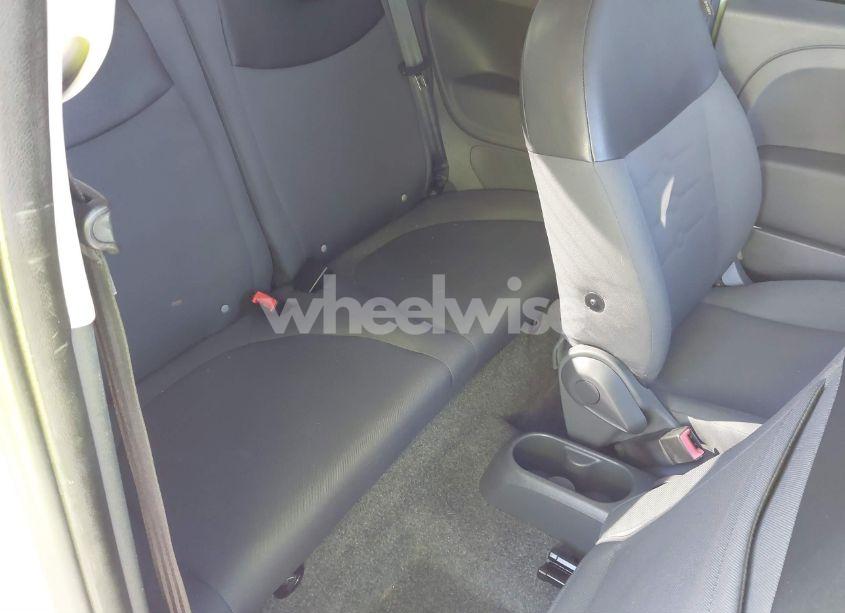 Photo 8 of 2013 Fiat 500 POP (VIN 3C3CFFAR1DT651937)