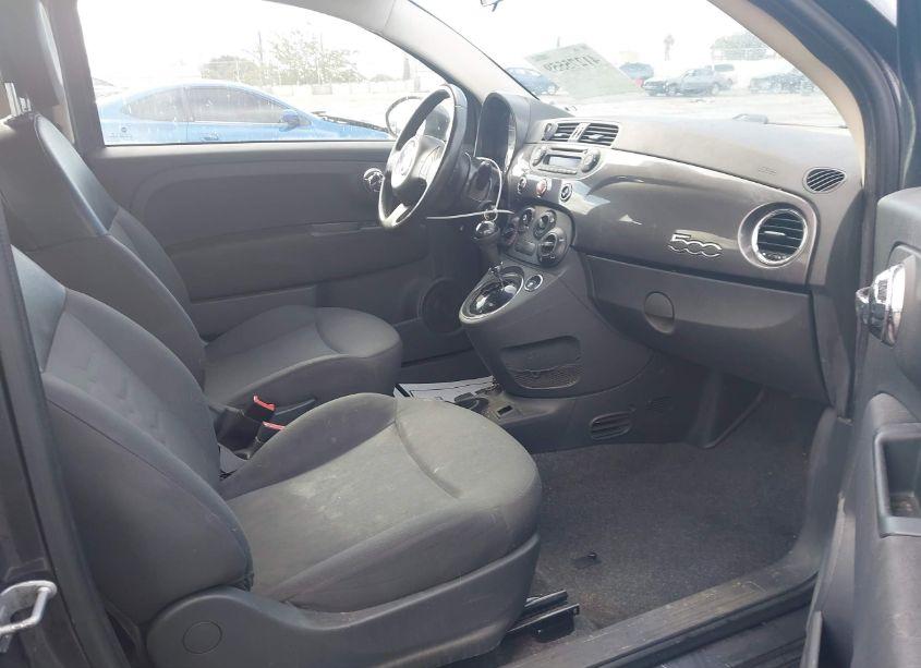 Photo 5 of 2015 Fiat 500 POP (VIN 3C3CFFAR1FT620500)