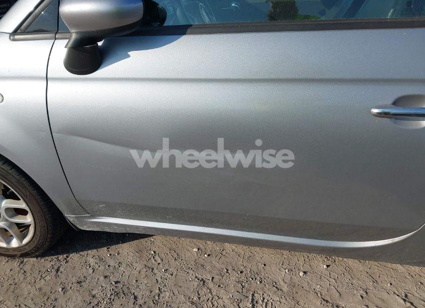 Photo 6 of 2015 Fiat 500 POP (VIN 3C3CFFAR2FT523161)